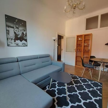 Warsaw Holiday Apartment מראה חיצוני תמונה