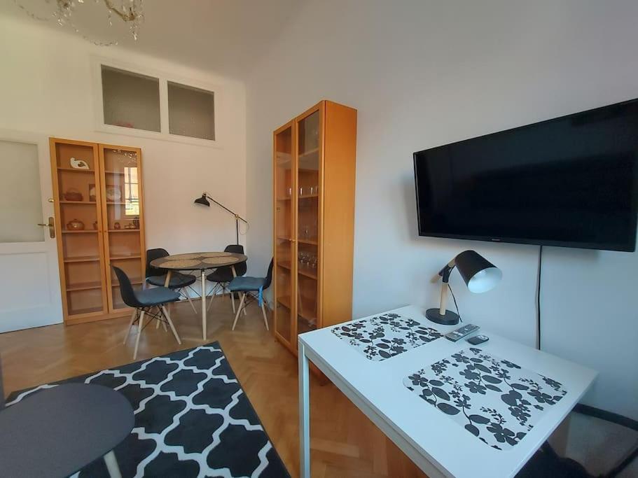 Warsaw Holiday Apartment מראה חיצוני תמונה